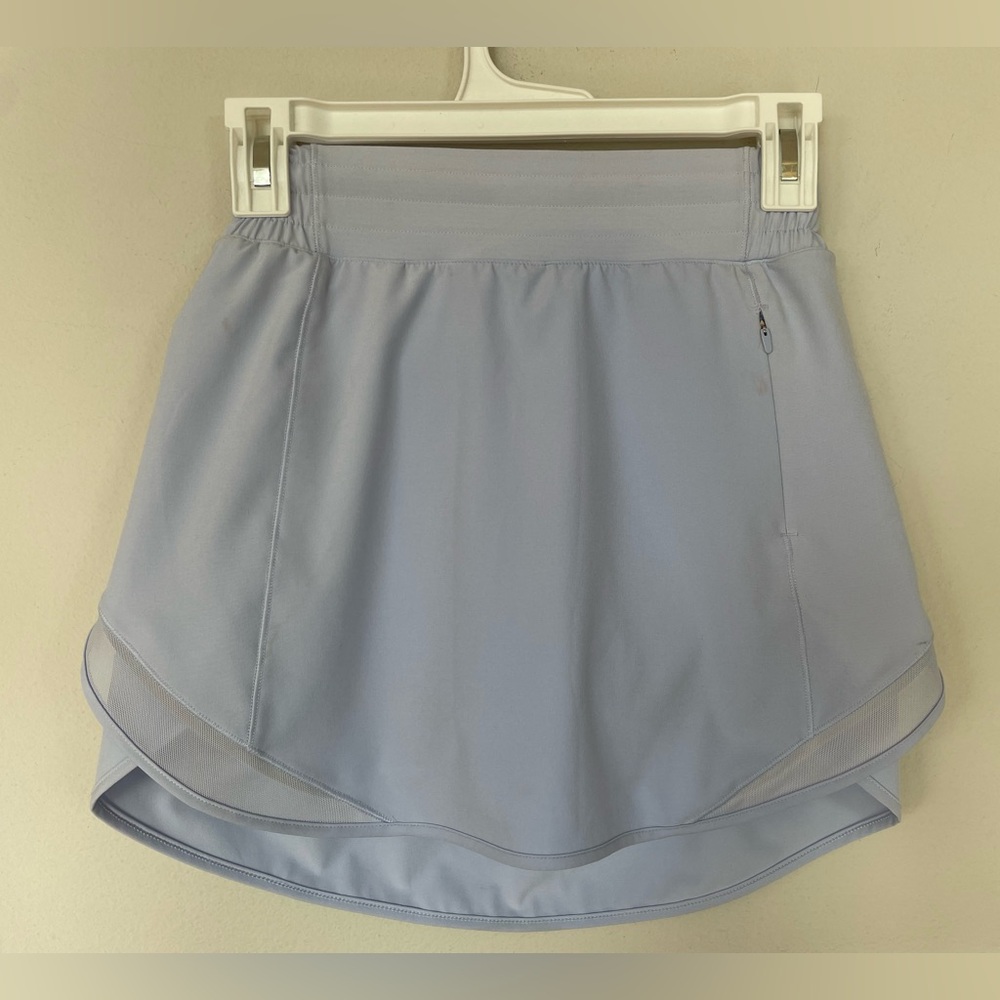 Lululemon Hotty Hot High-Rise Skirt Lined Pastel Blue Size 2 very new